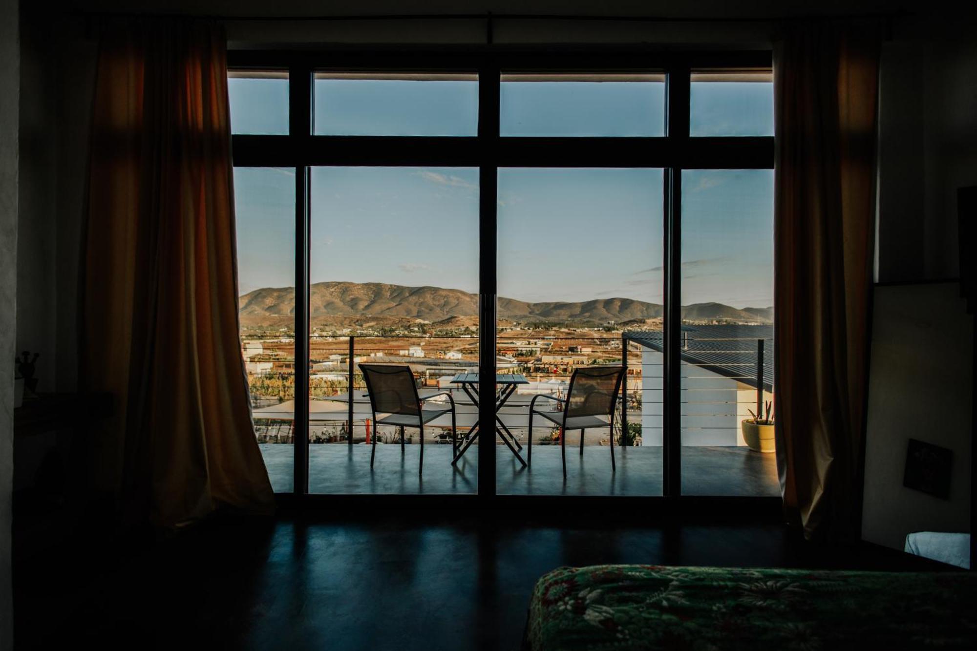 Vl Uno Bed & Breakfast Ensenada Exterior photo
